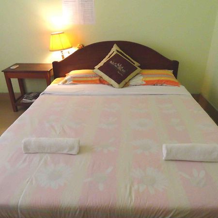 Green Park Village Guesthouse Siem Reap Bagian luar foto