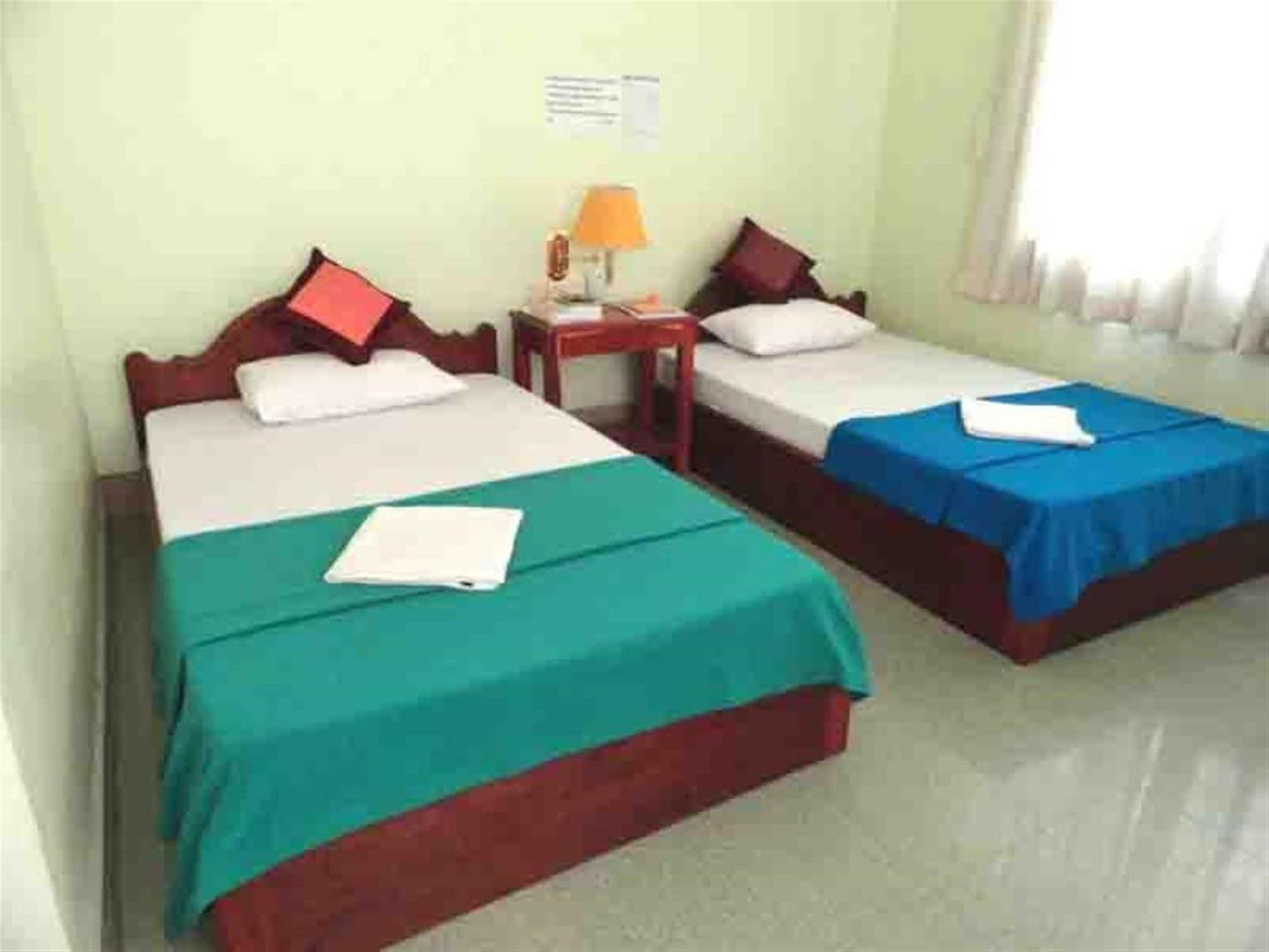 Green Park Village Guesthouse Siem Reap Bagian luar foto