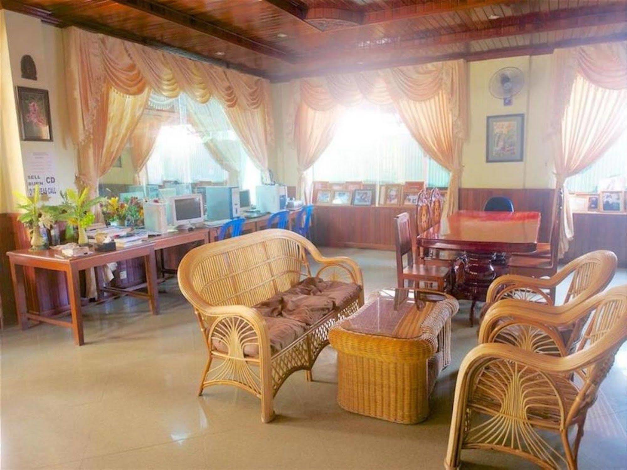 Green Park Village Guesthouse Siem Reap Bagian luar foto